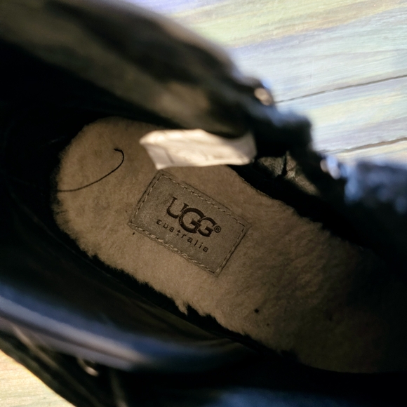 UGG Emalie Waterproof Boots - Picture 8 of 9